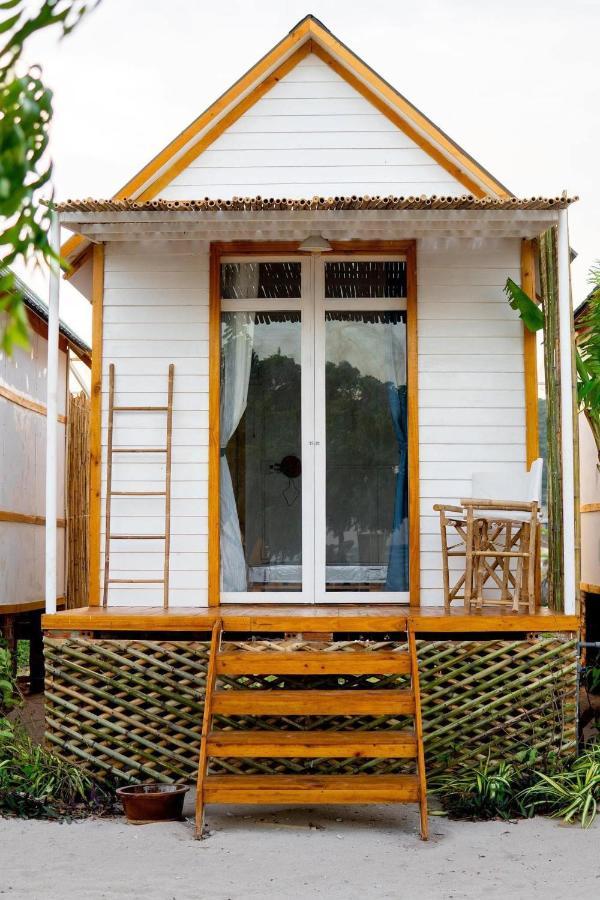 Hotel Vietnam Surf Camp Ap My Hai Esterno foto